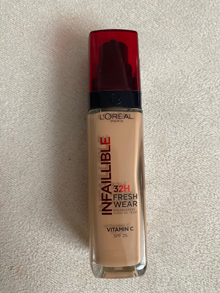 L'Oréal Infallible 32H Fondöten SPF 25 sand rengi - Görsel 4