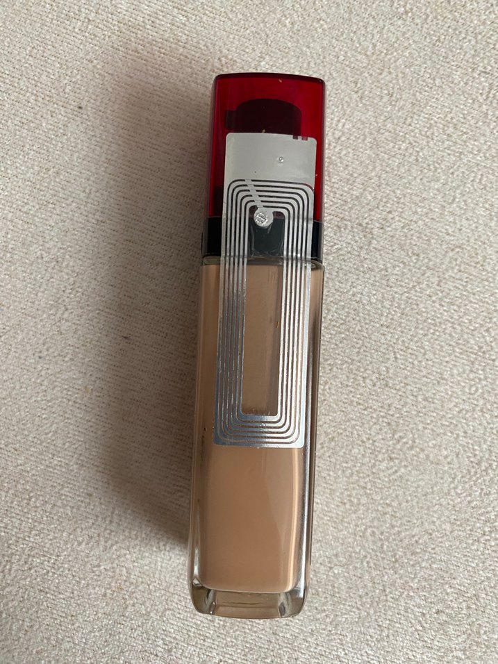 L'Oréal Infallible 32H Fondöten SPF 25 sand rengi - Görsel 2