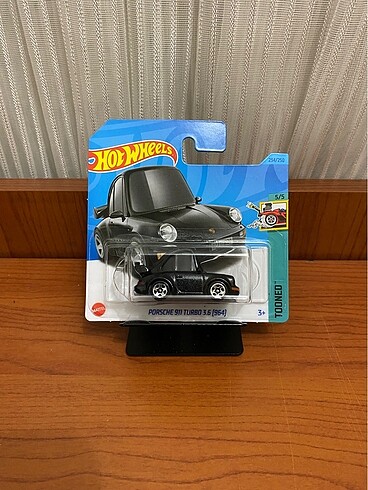 Hot Wheels Porsche 911 Turbo Tooned