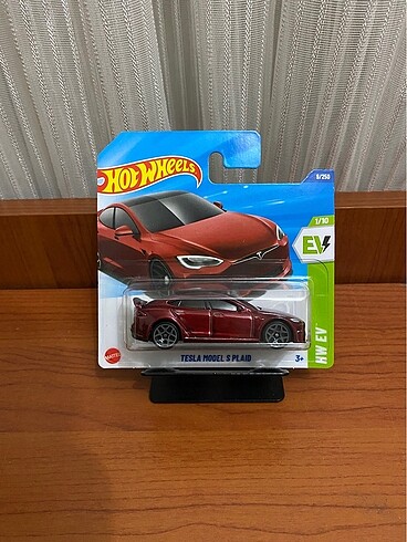 Hot Wheels Tesla Model S Plaid