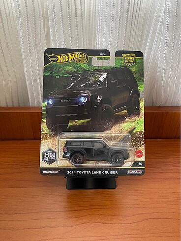 Hot Wheels Premium (CHASE) Toyota Land Cruiser