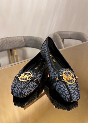 37 Beden Micheal Kors babet