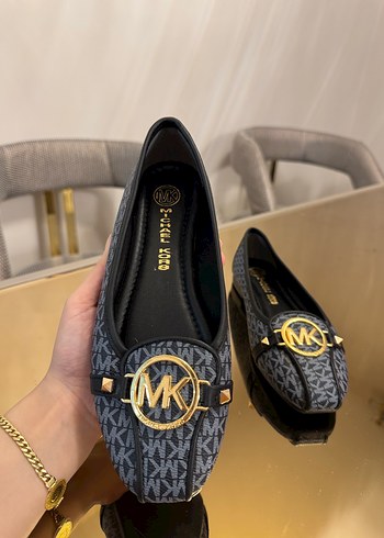 Micheal Kors babet