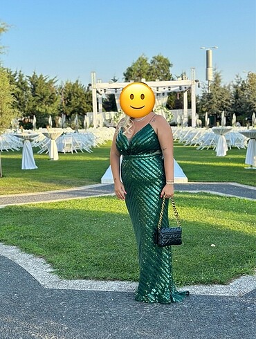 Büyük beden abiye