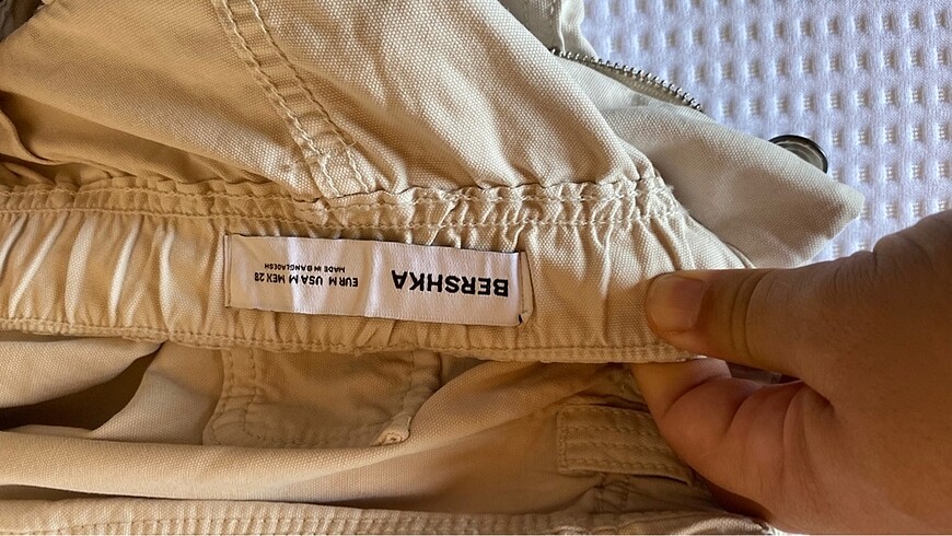m Beden Bershka kargo bermuda şort