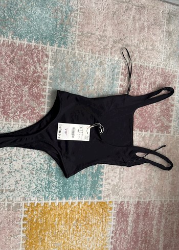 Zara Siyah Minimal Tek Parca Mayo