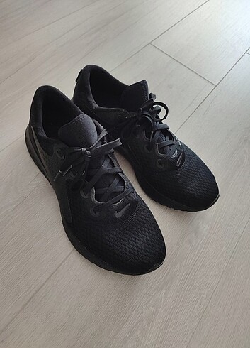 Nike Nike Sneaker