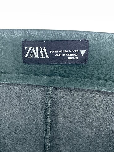 m Beden yeşil Renk Zara Düz Kesim %70 İndirimli.