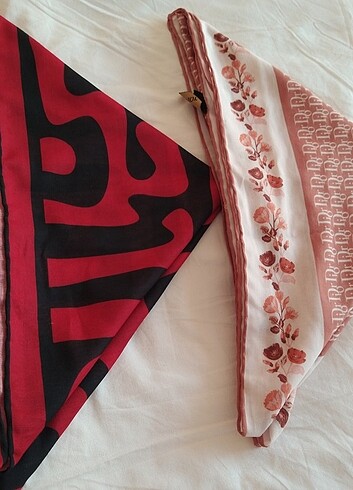 İki tane soft pamuk eşarp