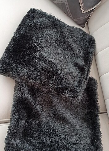 Bellona peluş kırlent kılıfı