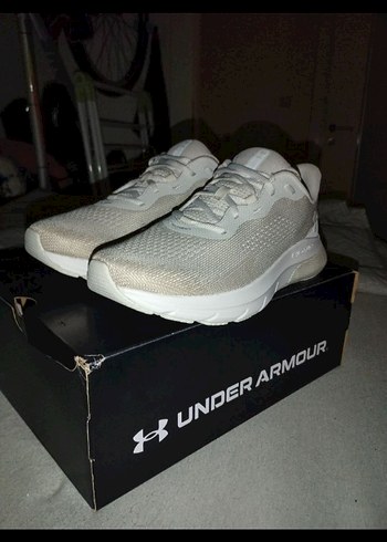 Under Armour Turbulence 2 - Görsel 4