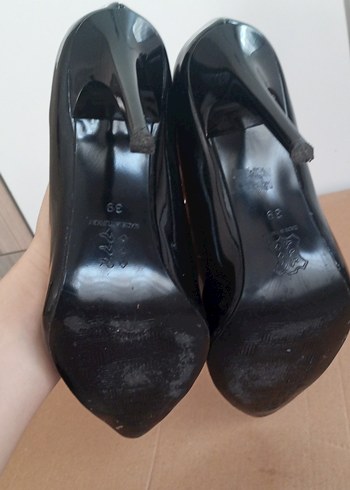 Siyah Rugan Kadın Stiletto Topuklu Ayakkabı - Görsel 3