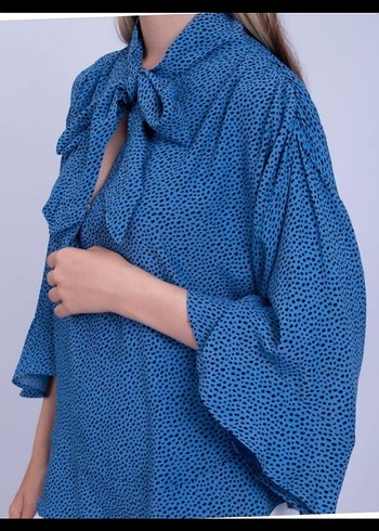 Zara Mavi Fırfırlı Uzun Kollu Kadın Bluz