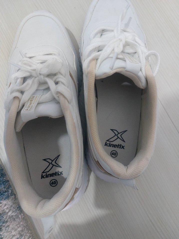 Beyaz Bağcıklı Spor Kadın Sneaker - Görsel 3