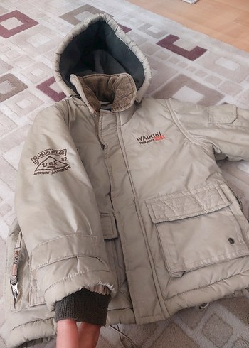 Bej Kapüşonlu Erkek Çocuk Mont - Görsel 3