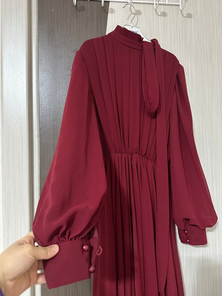 Bordo Uzun Kollu Drapeli Uzun Elbise - Görsel 2