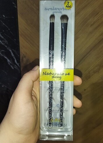 Naturalizer Far fırçası 
