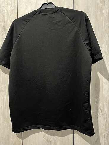 Kısa kollu tişört - Görsel 2