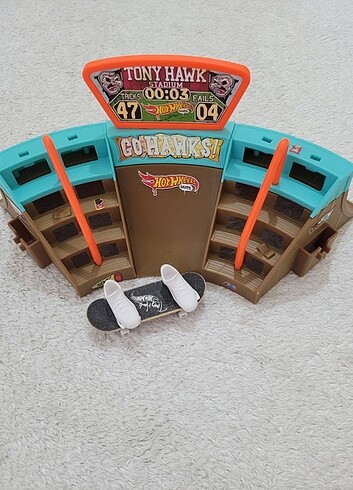 Hot Wheels Skate Parmak Kaykay Macerası