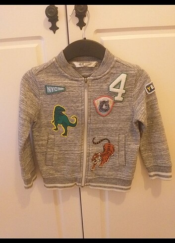 24-36 Ay Beden H&M fermuarlı mevsimlik sweatshirt