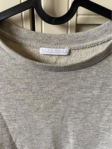 s Beden Zara sweatshirt