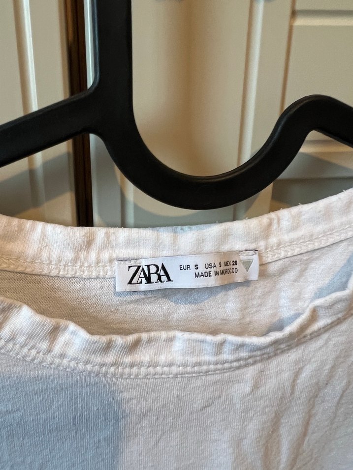 Beyaz Baskılı Kadın Tişört - Görsel 4