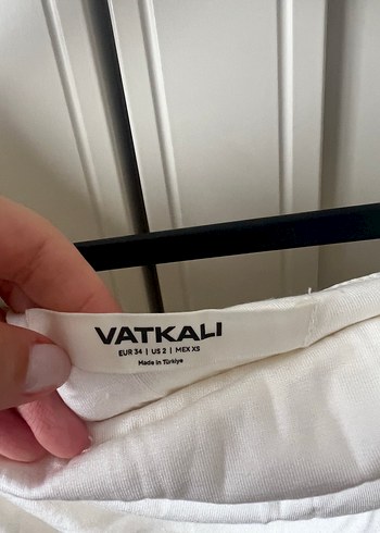 Yaka detaylı bluz - Görsel 4