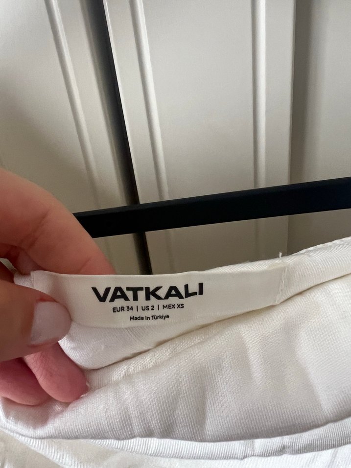 Yaka detaylı bluz - Görsel 4