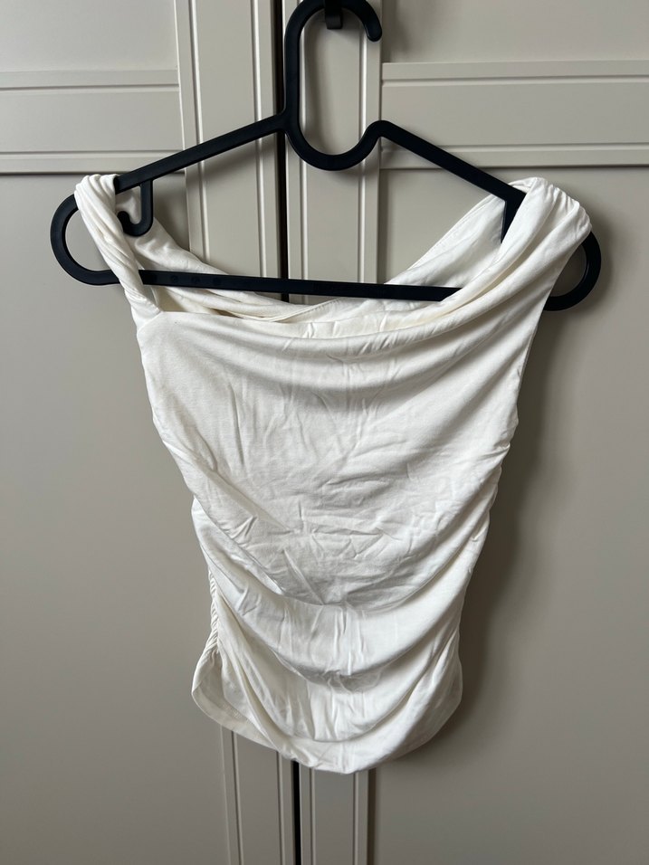 Yaka detaylı bluz - Görsel 3