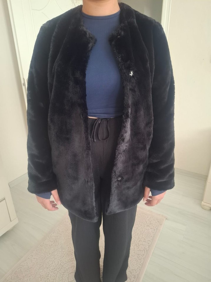 Siyah Kadın Kürk Detaylı Midi Mont - Görsel 3