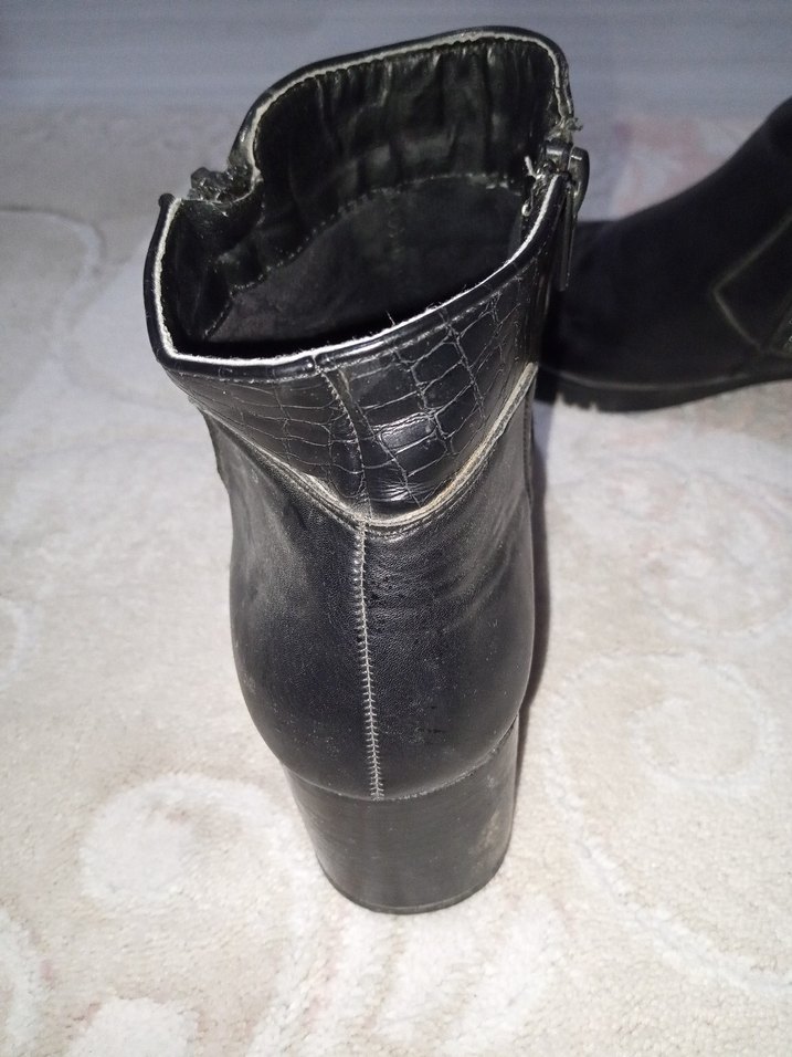 Siyah Deri Topuklu Kadın Bot - Görsel 4