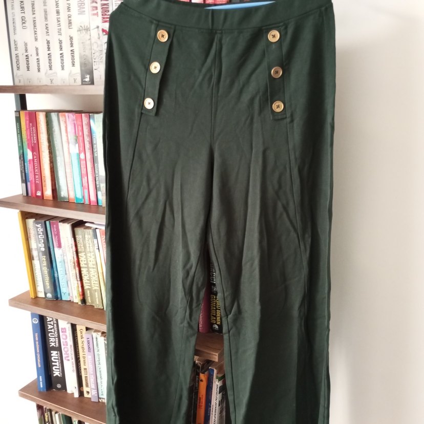 Düğmeli Kadın Midi Kumaş Pantolon - Görsel 2