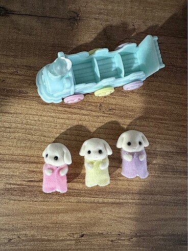  Beden Renk Sylvanian Families üçüzler