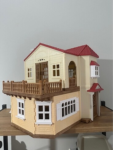 Sylvanian Families Ev İki katlı