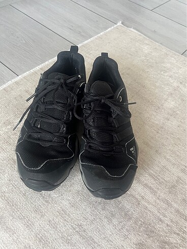36 Beden siyah Renk Orijinal Adidas terrex 36 numara