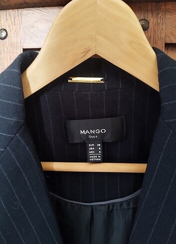 38 Beden lacivert Renk Mango ceket