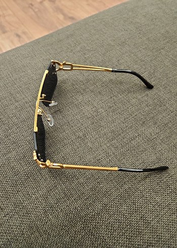 Klasik Gold Tokalı Kadın Güneş Gözlüğü - Görsel 2