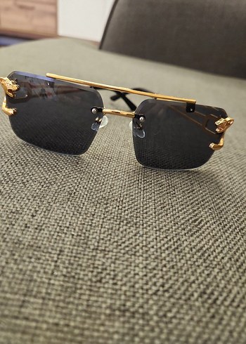 Klasik Gold Tokalı Kadın Güneş Gözlüğü - Görsel 6