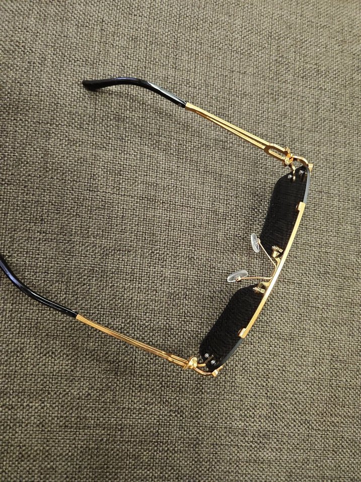 Klasik Gold Tokalı Kadın Güneş Gözlüğü - Görsel 3