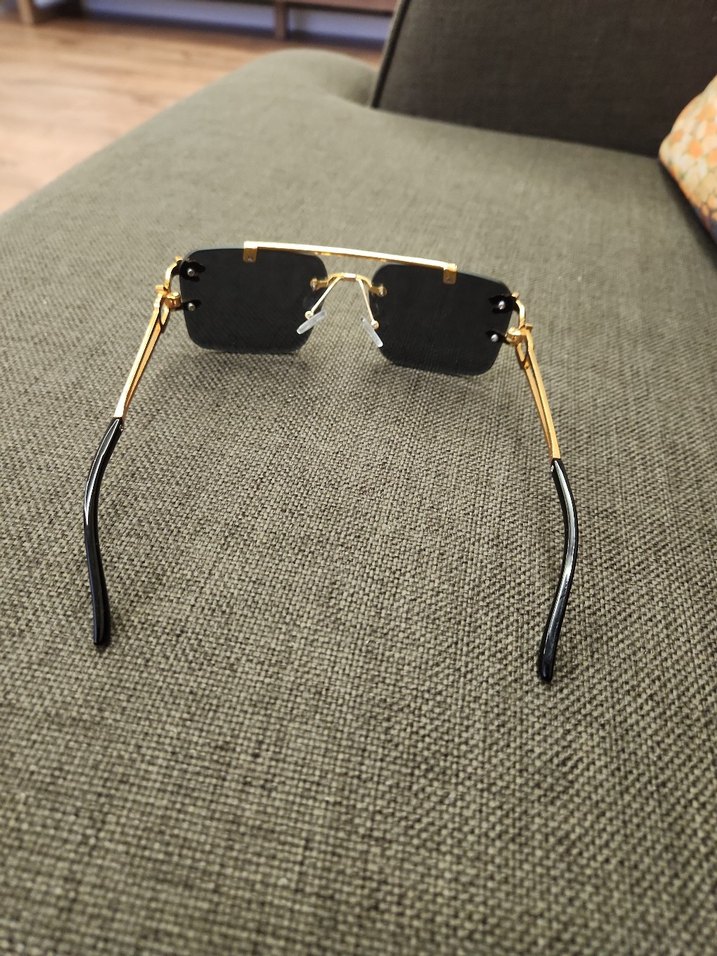 Klasik Gold Tokalı Kadın Güneş Gözlüğü - Görsel 4