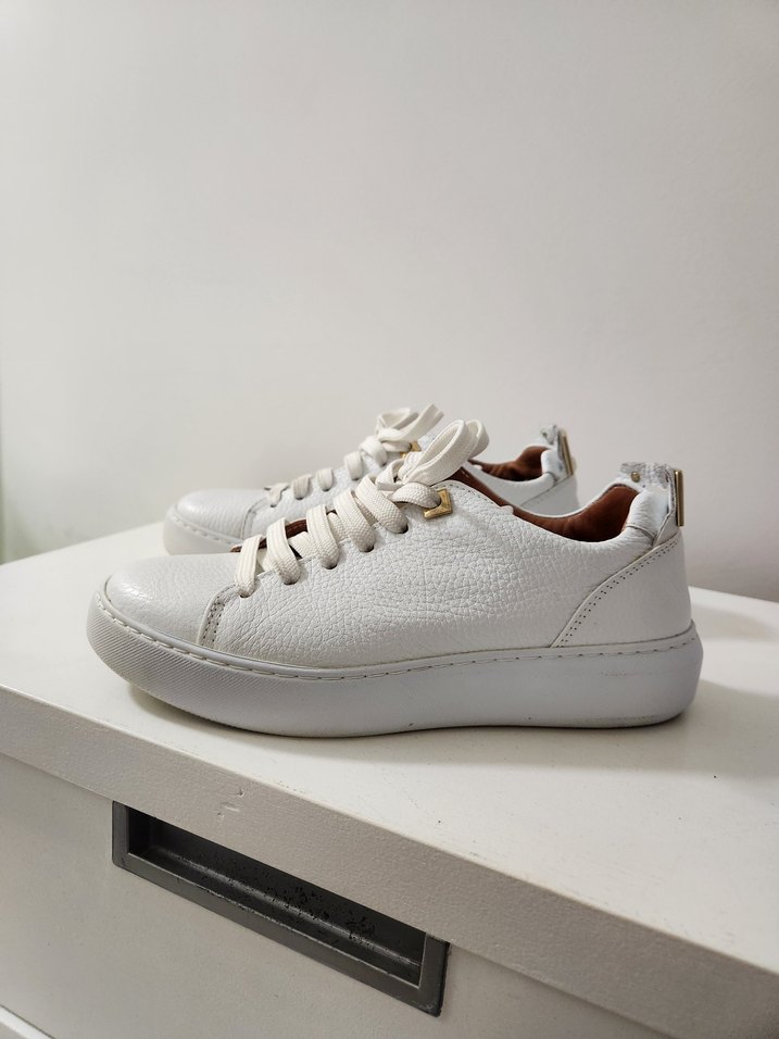 Beyaz bağcıkı Derimod Bayan Spor Ayakkabı 37 numara - Görsel 5