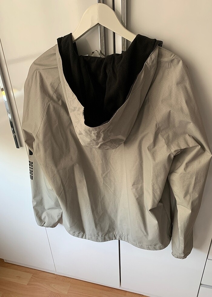 Erkek çocuk mevsimlik mont - Görsel 4