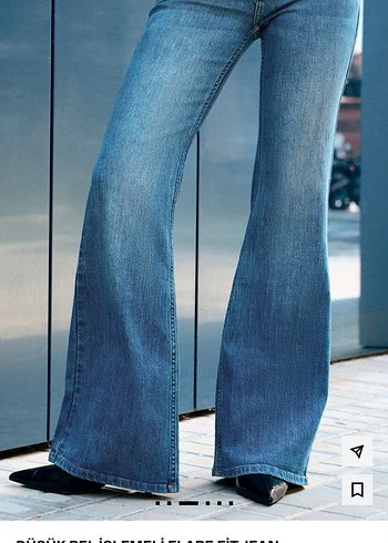 Bershka İslemeli Flare Jean