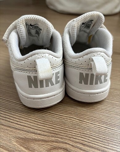 20 Beden beyaz Renk Nike Court Borough Bebek ayakkabısı