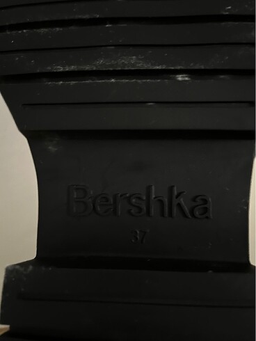 37 Beden siyah Renk Bershka Streç Platform Bot