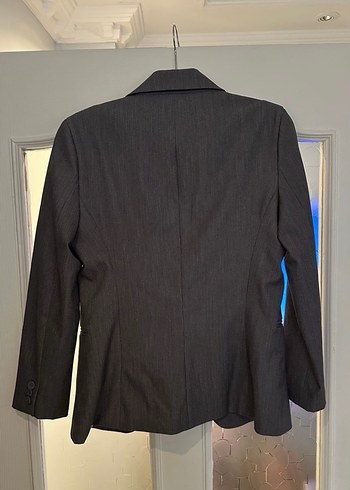Vakko Gri Düğmeli Kadın Blazer Ceket