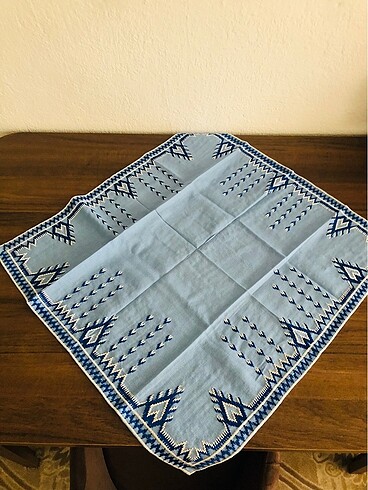 Sehpa örtüsü 67cm mavi