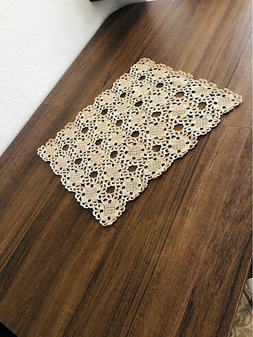Sehpa örtüsü dantel bej 40-47cm