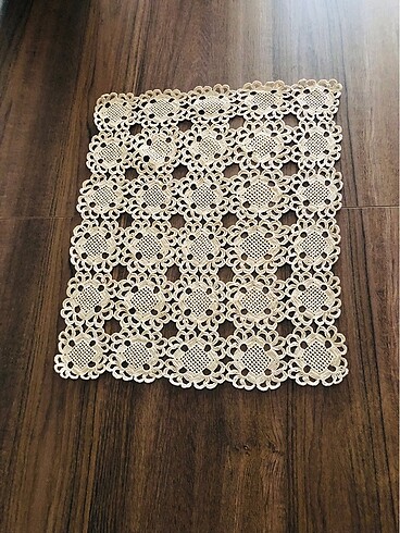  Sehpa örtüsü dantel bej 40-47cm