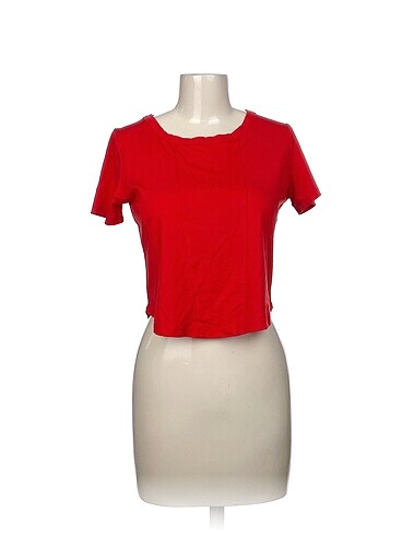 Diğer T-shirt %70 İndirimli.